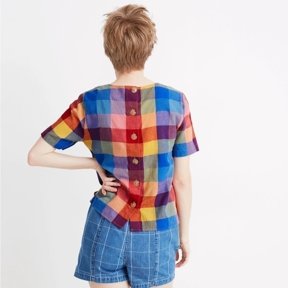 Madewell Boxy Button-Back Top in Oversized Gingham Check - Picture 3 of 10